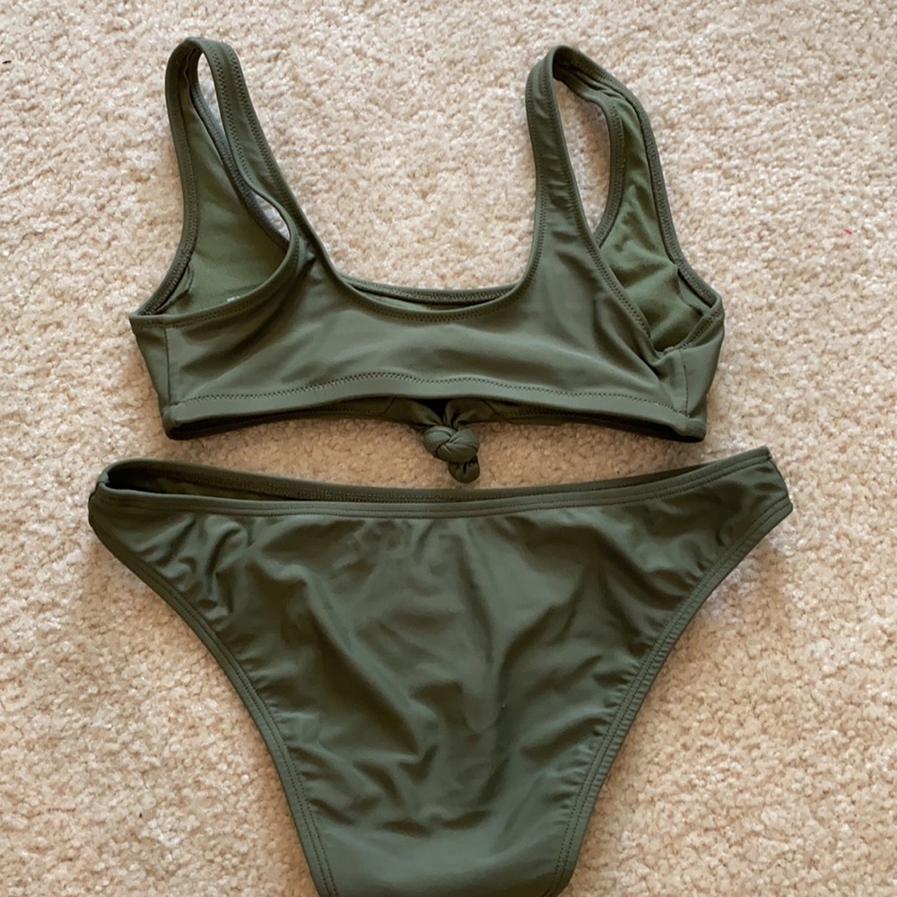 Express Bikini Set - Picture 2 of 4